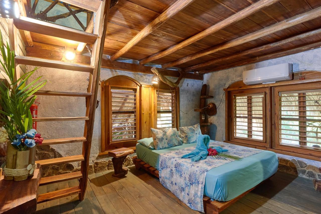 Chalet Tropical Hotel & Restaurant-Pizzeria Las Galeras Ngoại thất bức ảnh